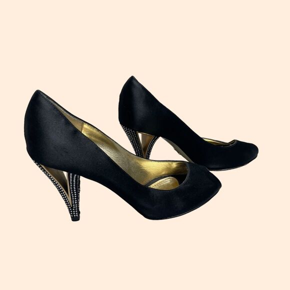 Dolce Gabbana Crystal Satin Pumps - Picture 1 of 12